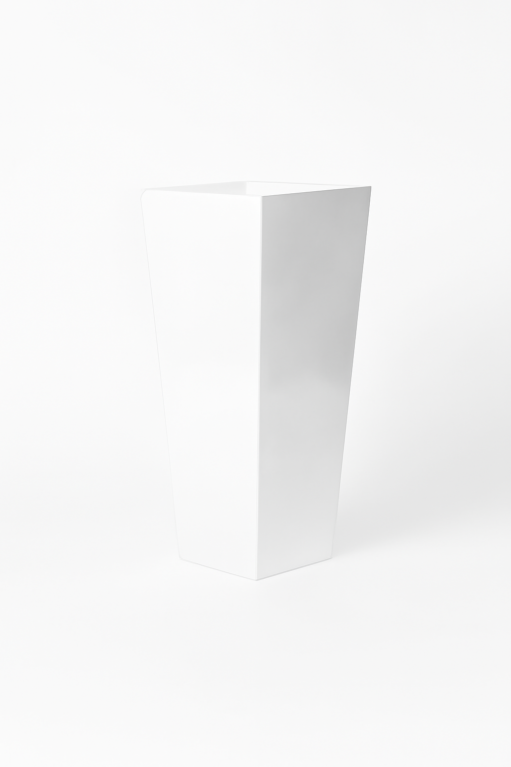 Objet décoratif en fibre de verre blanc brillant L
