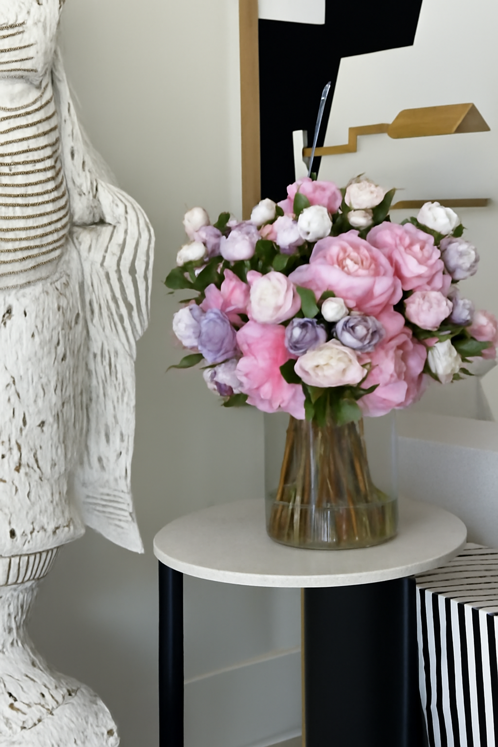 Bouquet printemps dans cylindre en verre 10